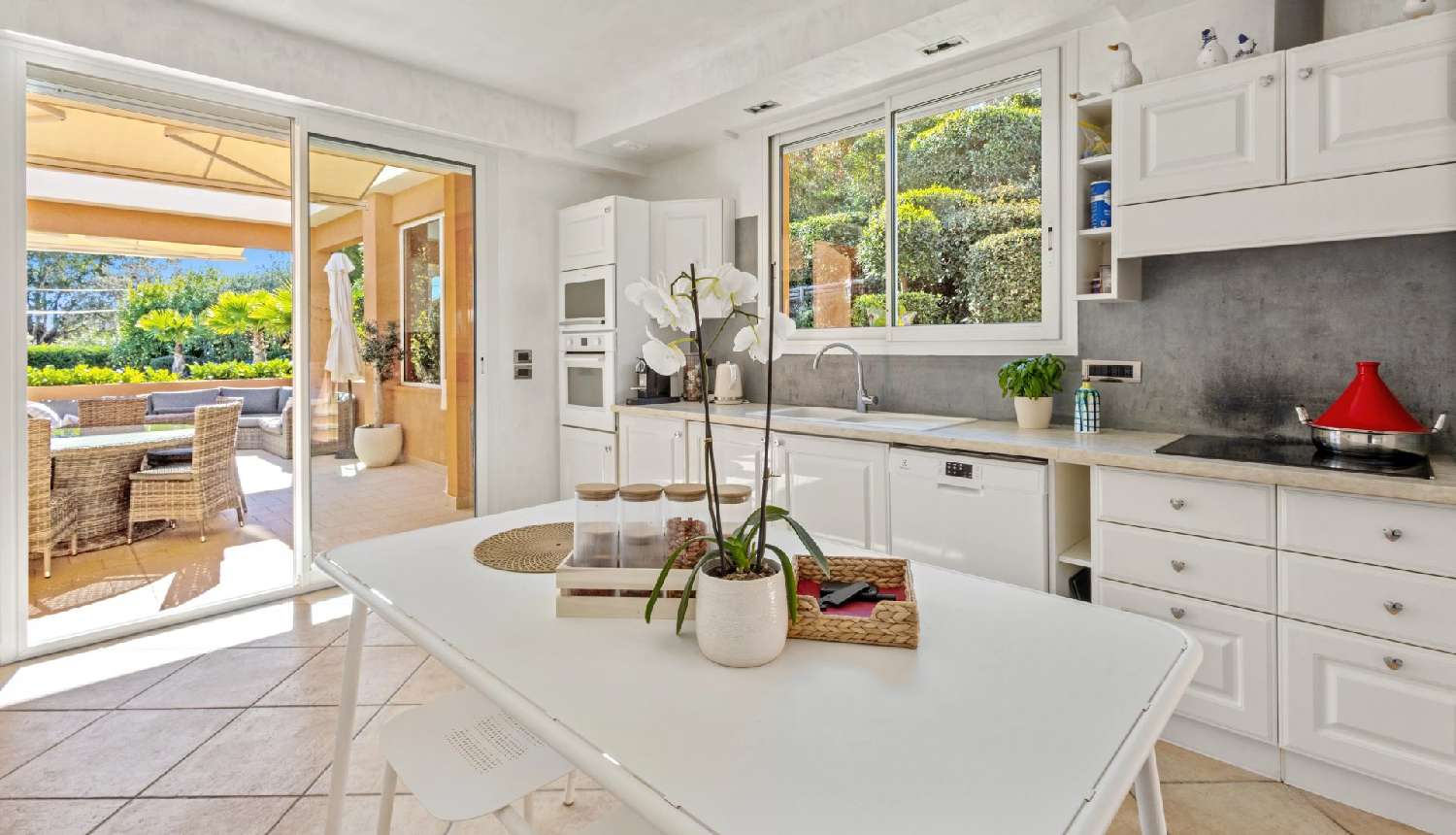  te koop villa Mandelieu-la-Napoule Alpes-Maritimes 8