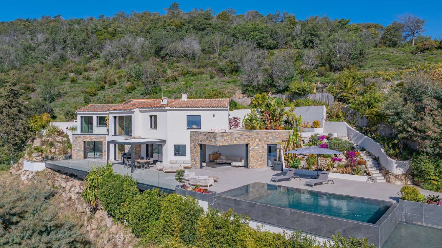  te koop villa Mandelieu-la-Napoule Alpes-Maritimes 1