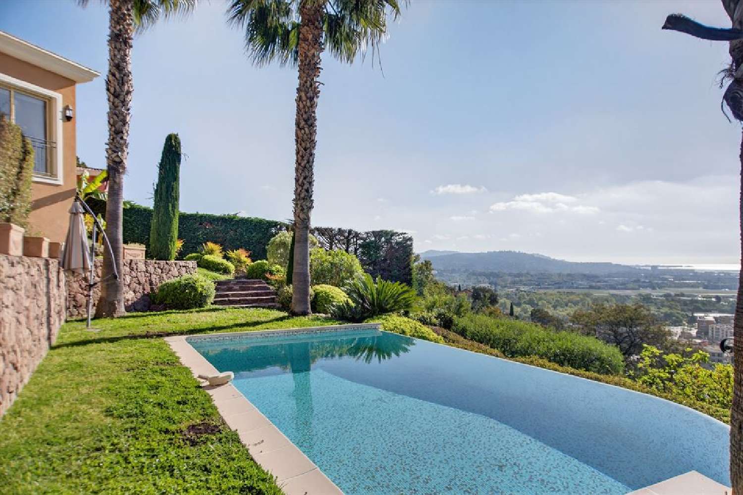  te koop villa Mandelieu-la-Napoule Alpes-Maritimes 1