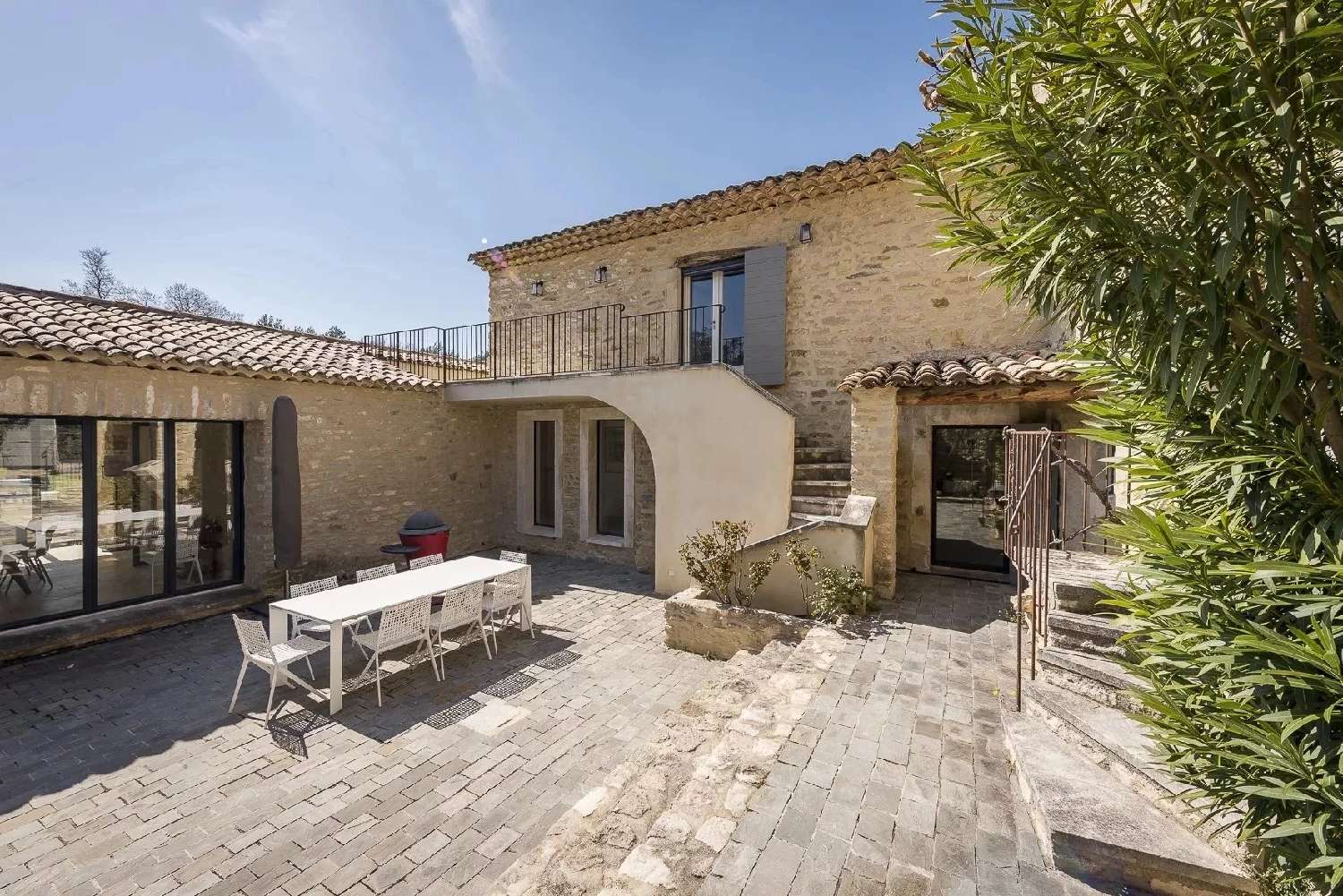 for sale villa Ménerbes Vaucluse 4