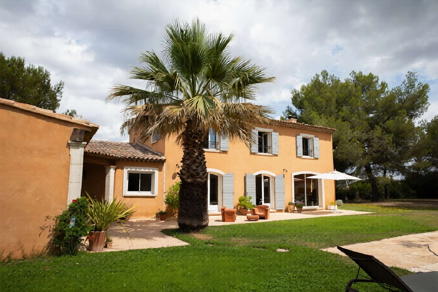 te koop villa Meyrargues Bouches-du-Rhône 3