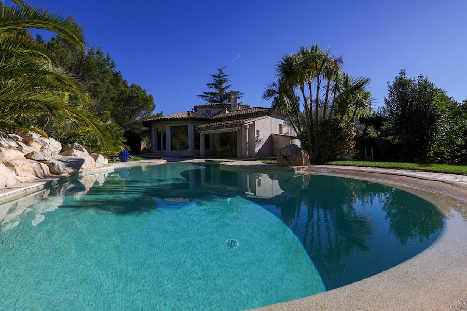  en venta villa Meyreuil Bocas del Ródano 1