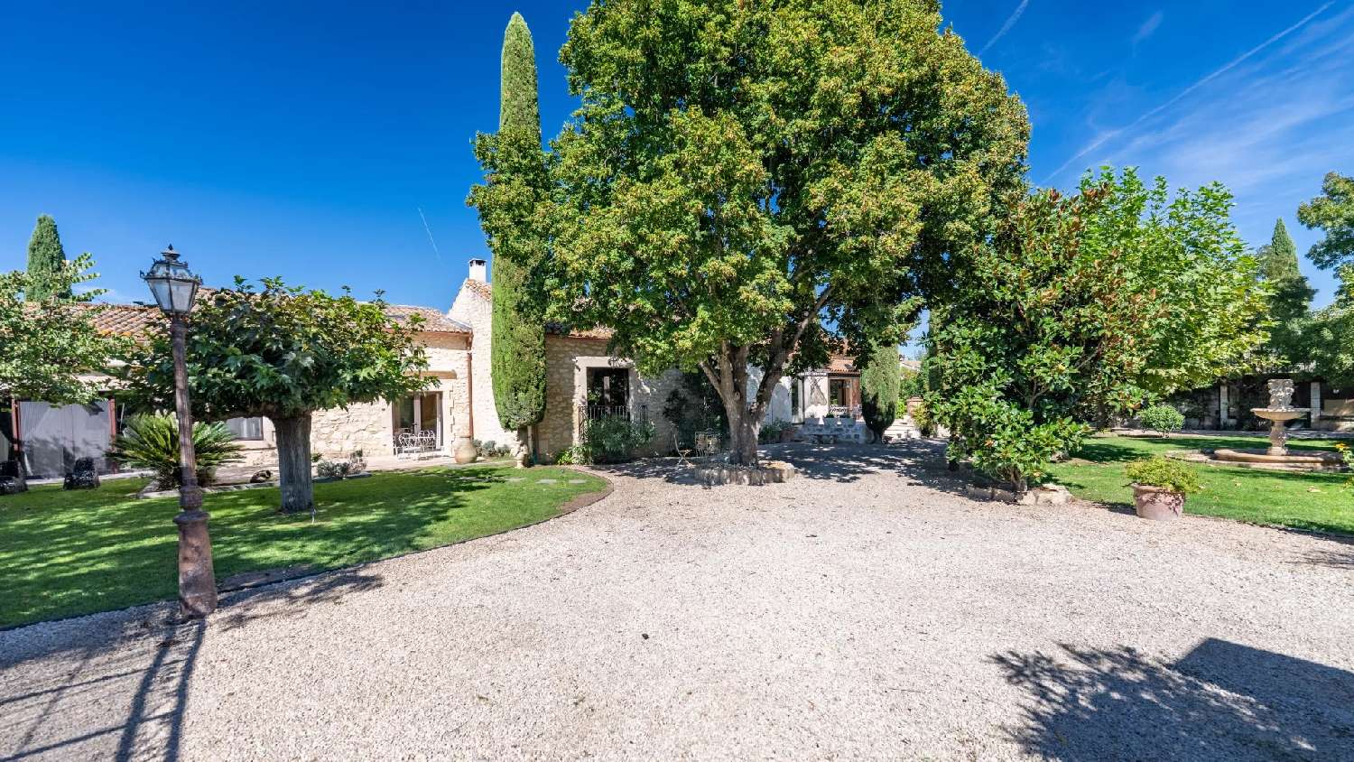  for sale villa Mollégès Bouches-du-Rhône 1