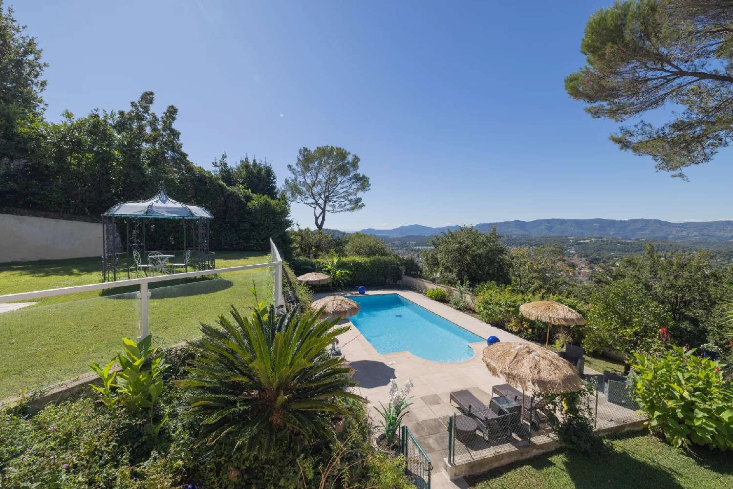  te koop villa Mouans-Sartoux Alpes-Maritimes 2