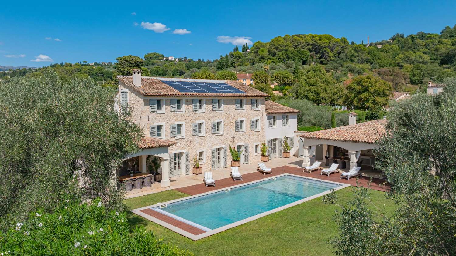  for sale villa Mouans-Sartoux Alpes-Maritimes 1