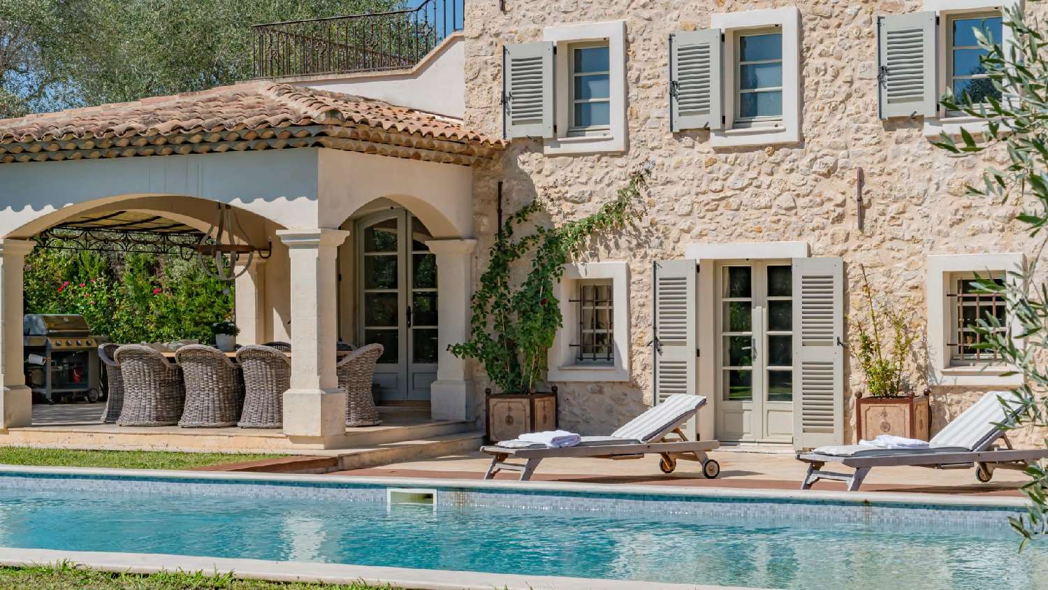  for sale villa Mouans-Sartoux Alpes-Maritimes 2