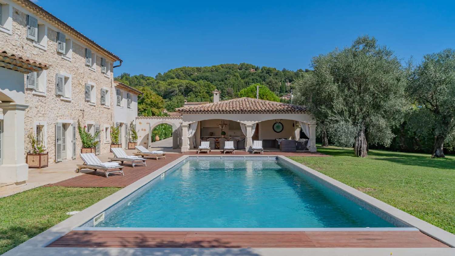  for sale villa Mouans-Sartoux Alpes-Maritimes 5