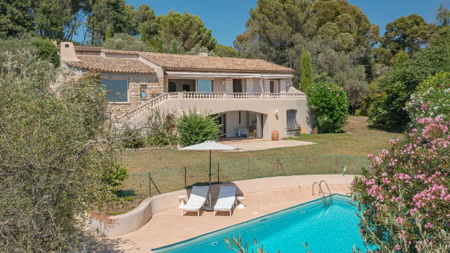 à vendre villa Mougins Alpes-Maritimes 1