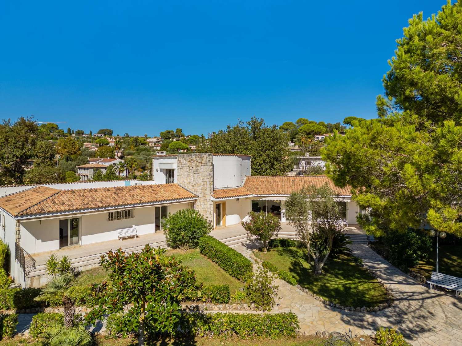  for sale villa Mougins Alpes-Maritimes 1