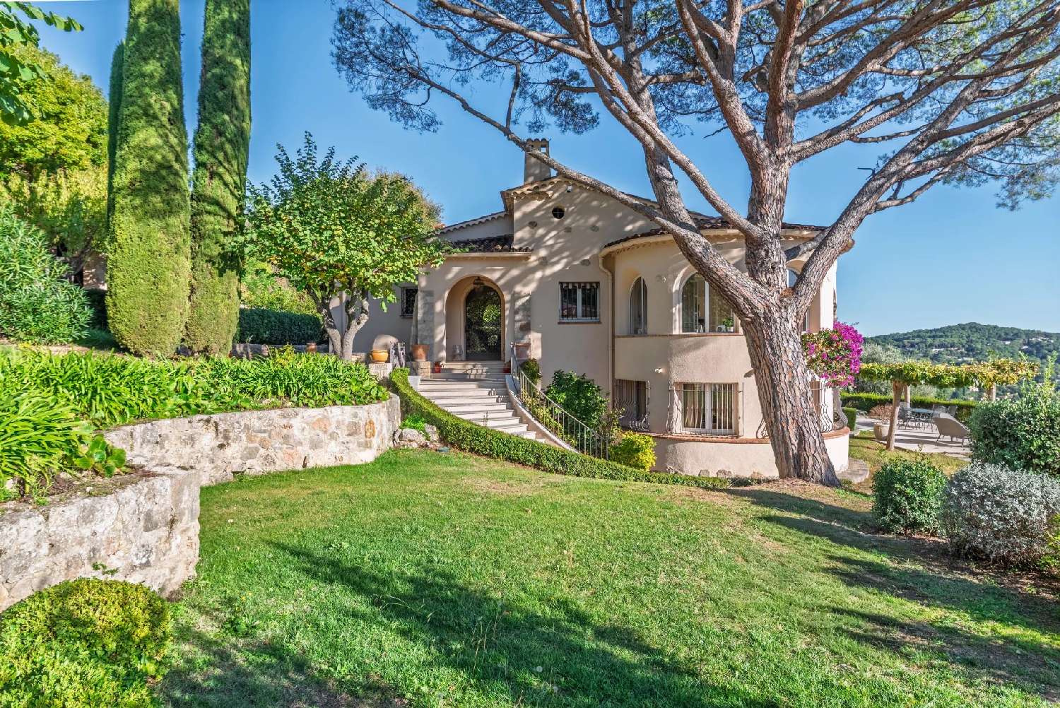  for sale villa Mougins Alpes-Maritimes 2