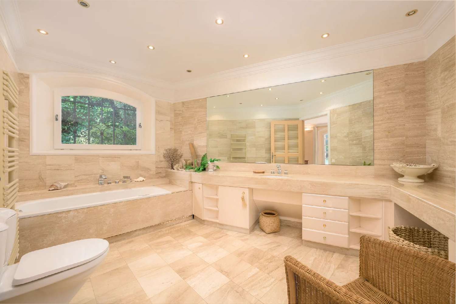  for sale villa Mougins Alpes-Maritimes 8