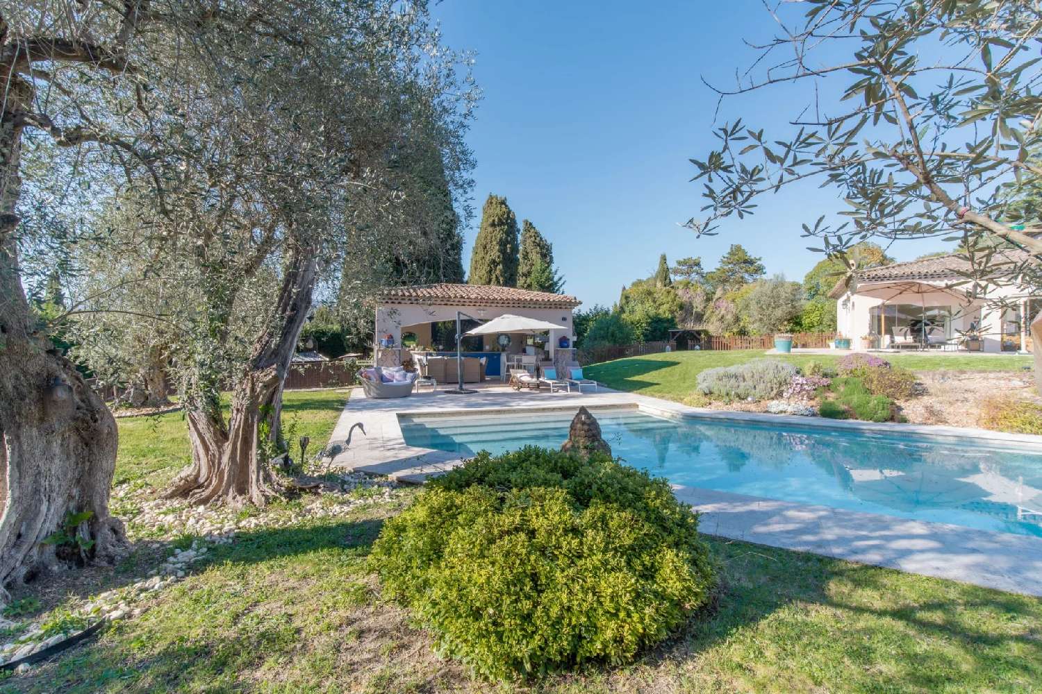  te koop villa Mougins Alpes-Maritimes 2