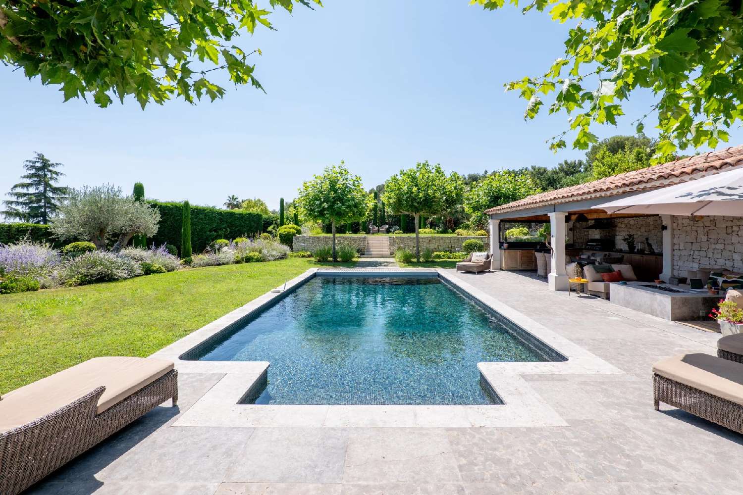  for sale villa Mougins Alpes-Maritimes 2