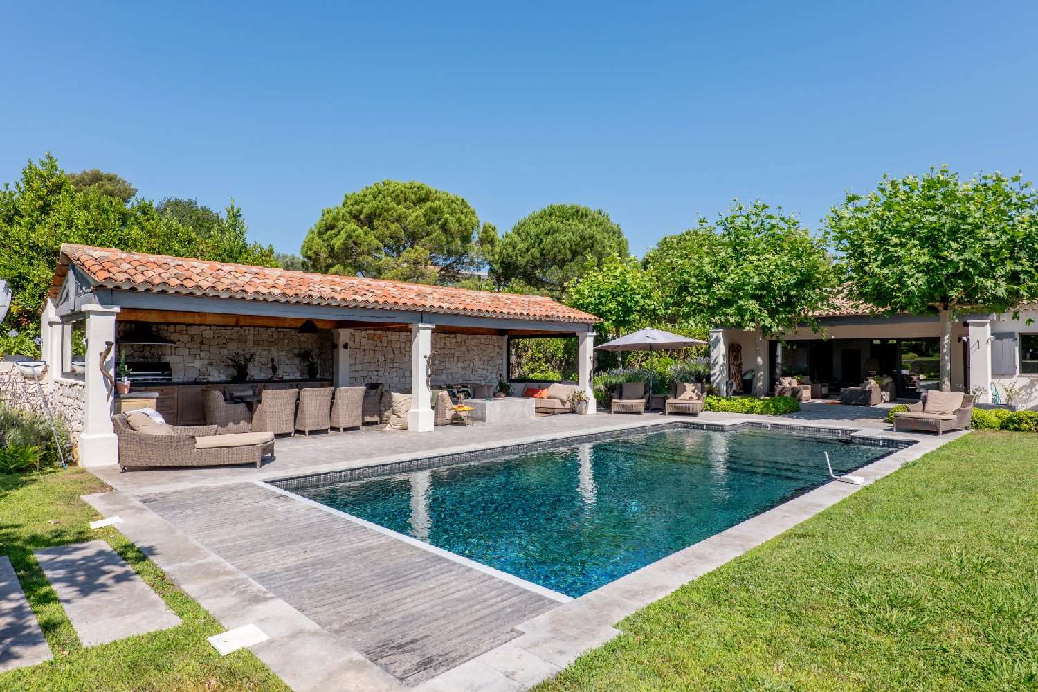  for sale villa Mougins Alpes-Maritimes 7
