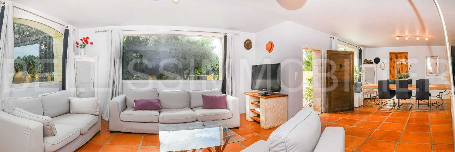 à vendre villa Mouriès Bouches-du-Rhône 3