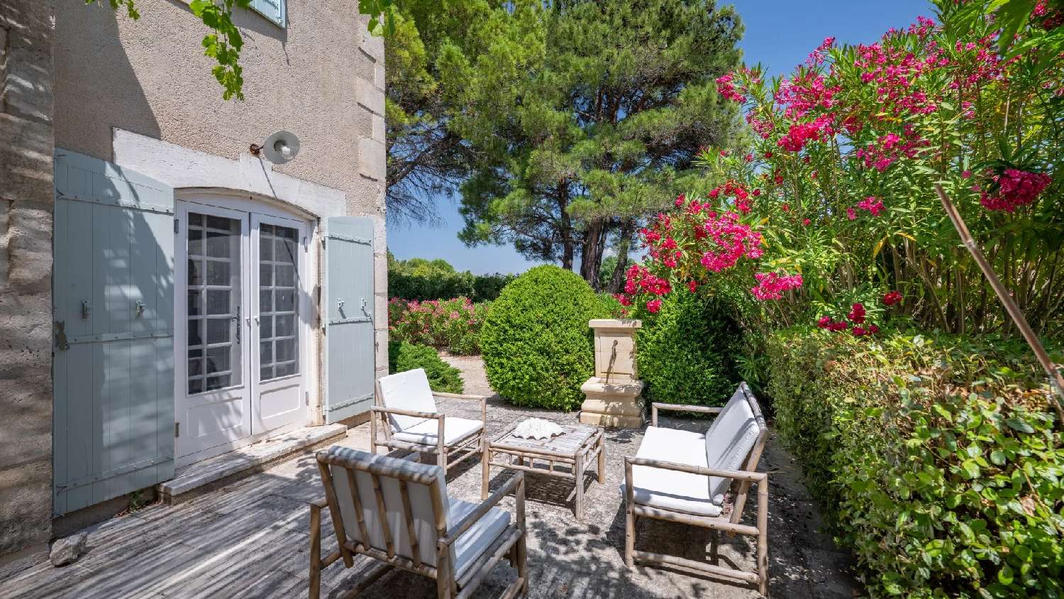 te koop villa Paradou Bouches-du-Rhône 2