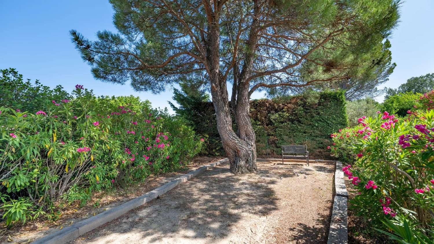 te koop villa Paradou Bouches-du-Rhône 5