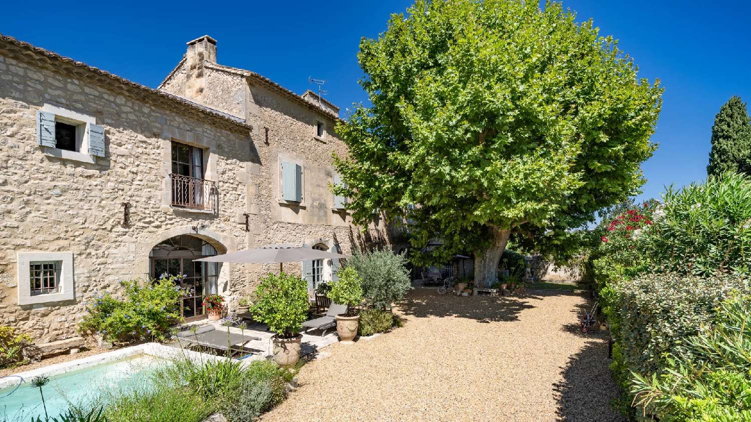 te koop villa Paradou Bouches-du-Rhône 2