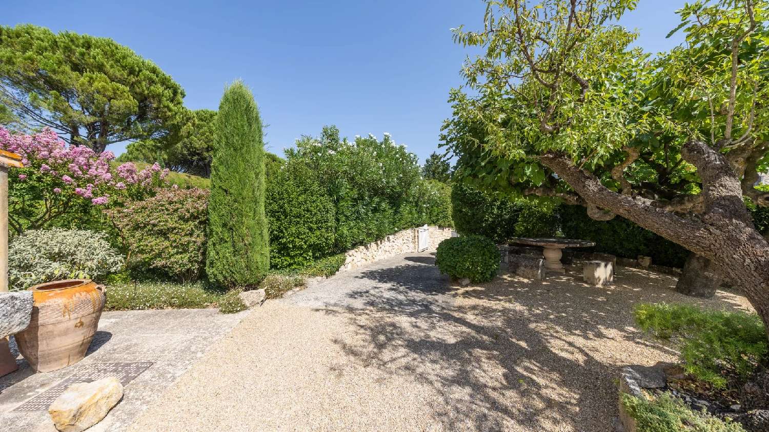 à vendre villa Paradou Bouches-du-Rhône 3