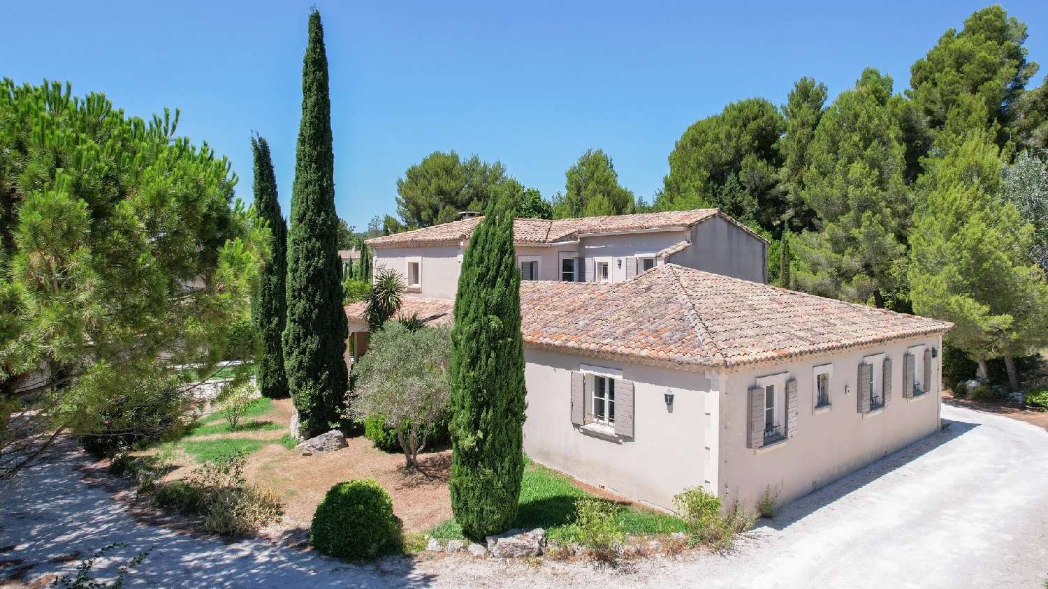  for sale villa Paradou Bouches-du-Rhône 3