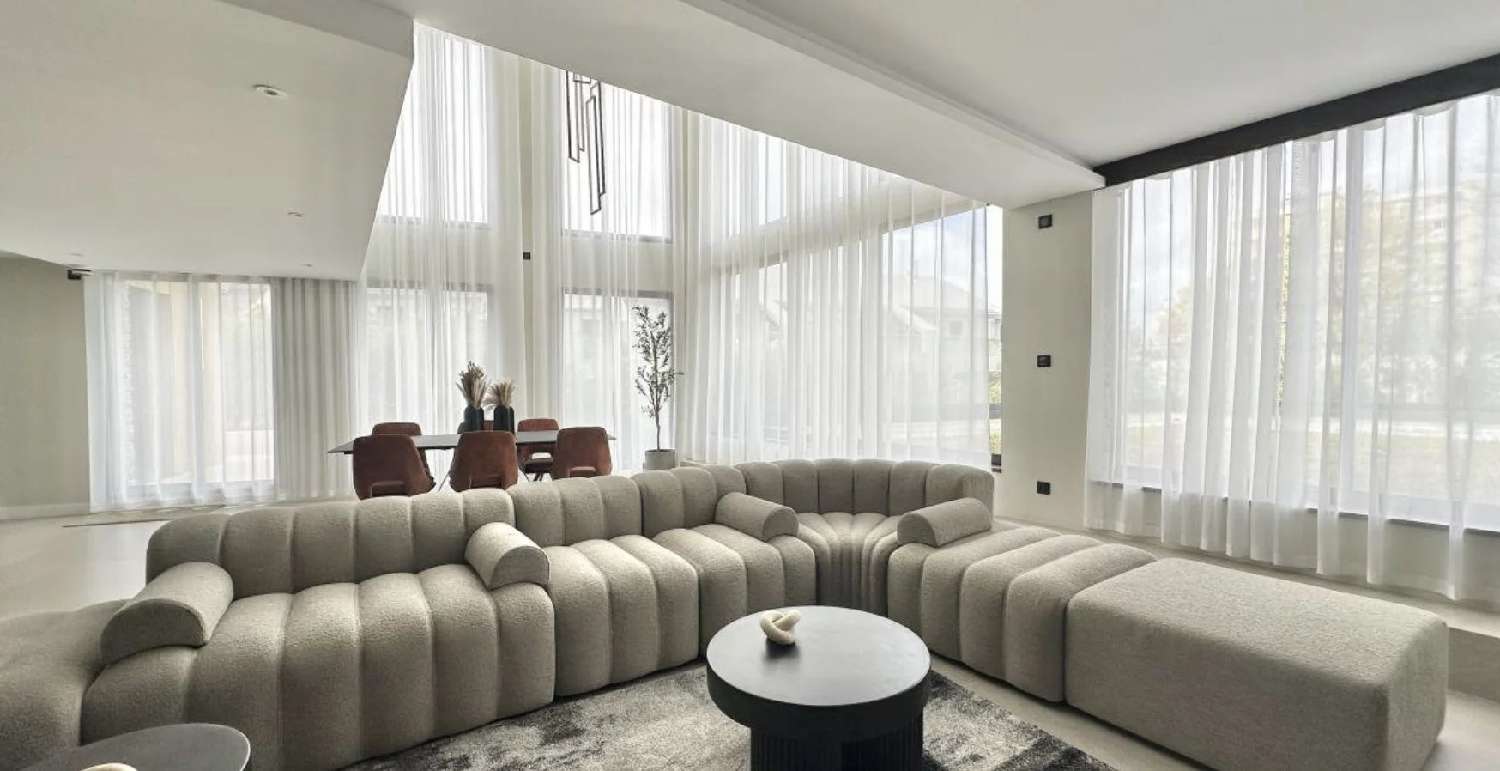 à vendre villa Paris 7e Arrondissement Paris (Seine) 1