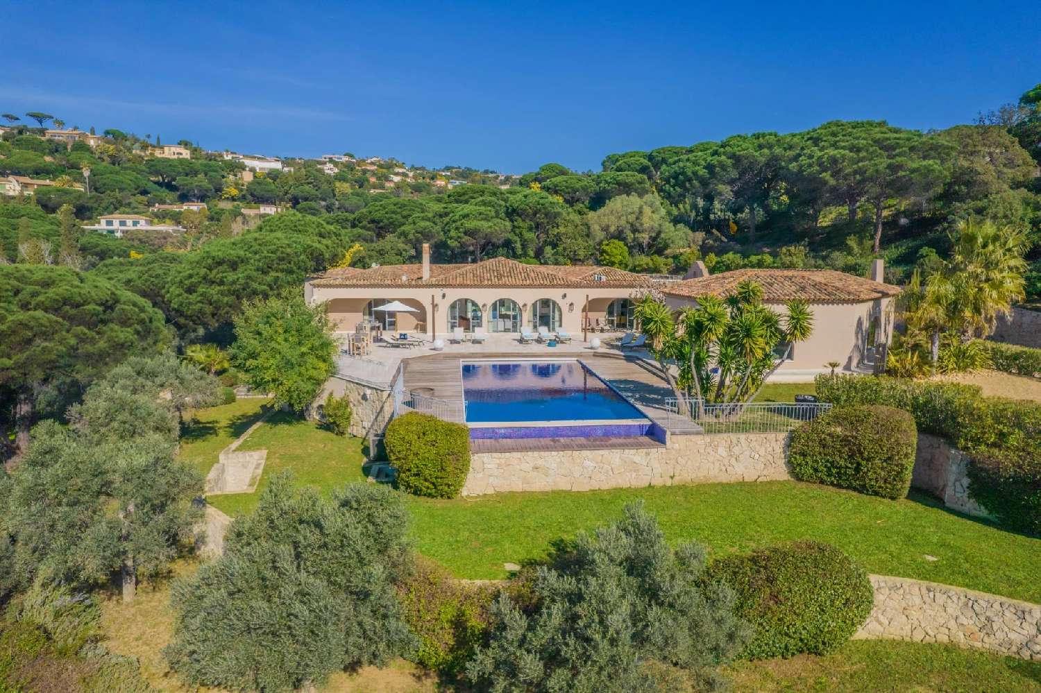 à vendre villa Plan-de-la-Tour Var 2