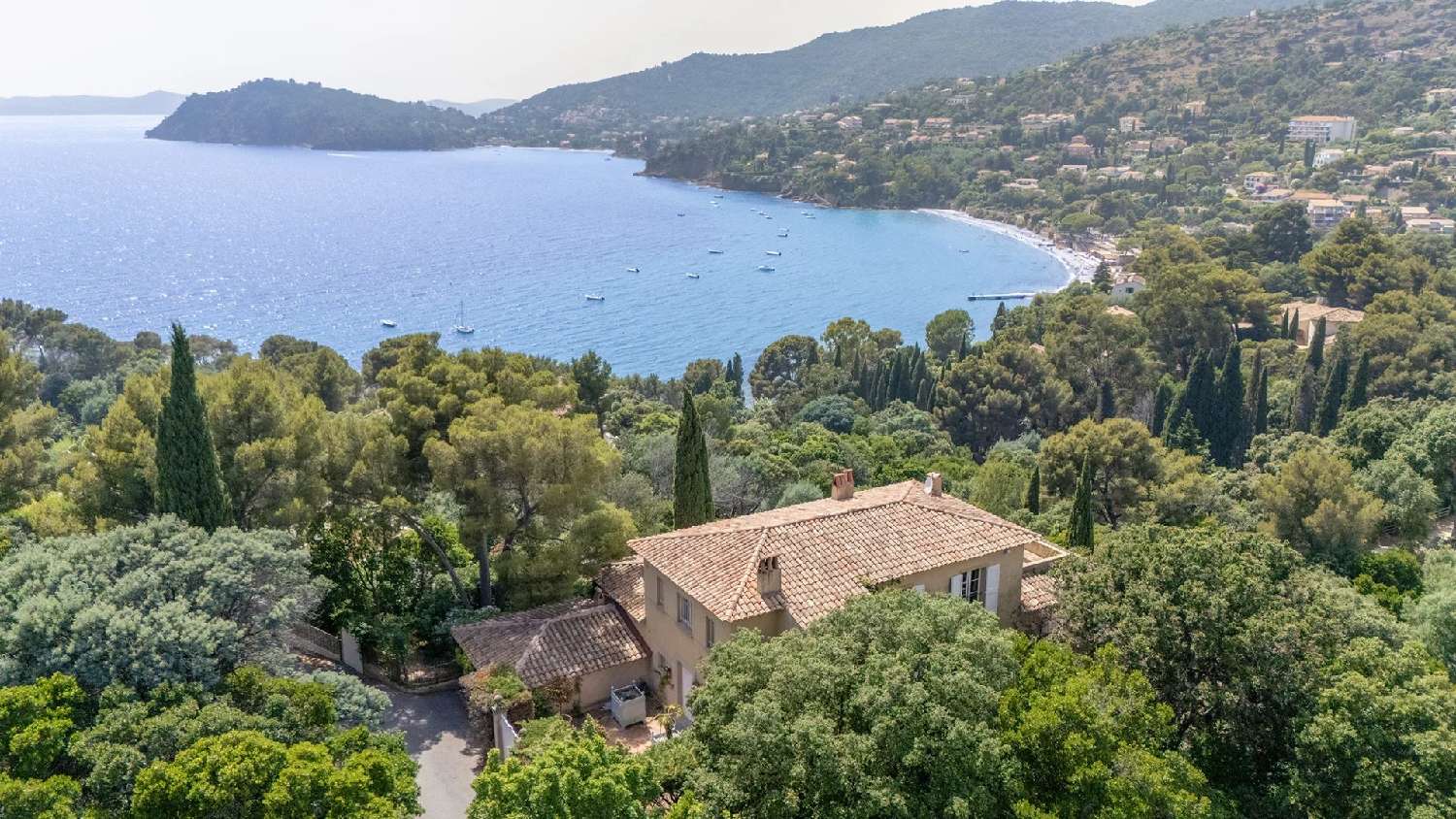 en venta villa Rayol-Canadel-sur-Mer Var 3