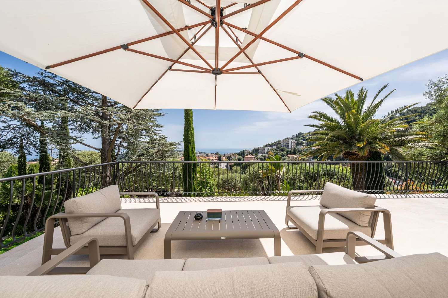 for sale villa Roquebrune-Cap-Martin Alpes-Maritimes 2