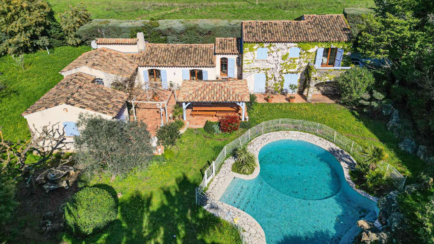  for sale villa Saint-Aygulf Var 1