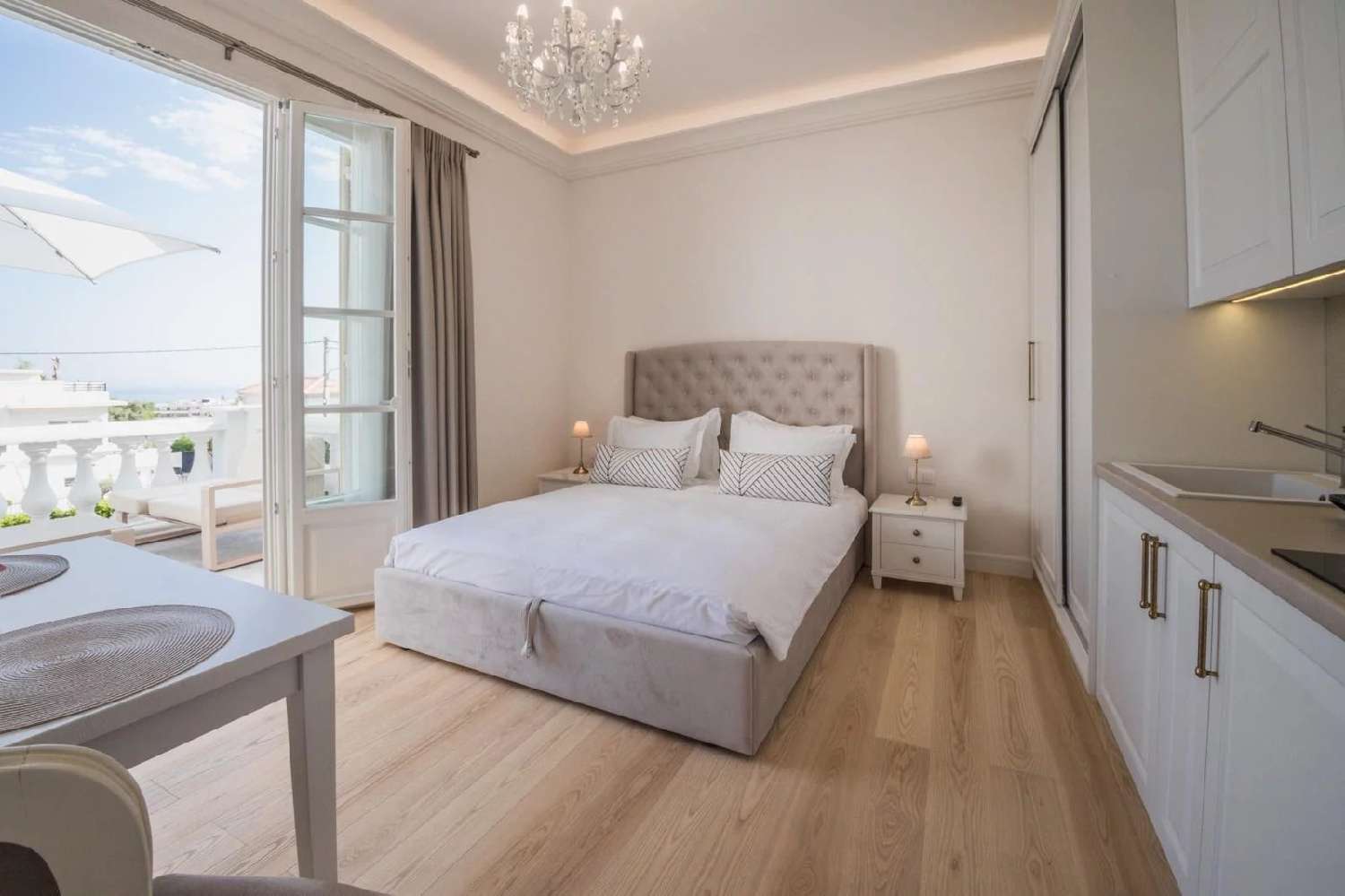  à vendre villa Saint-Laurent-du-Var Alpes-Maritimes 2