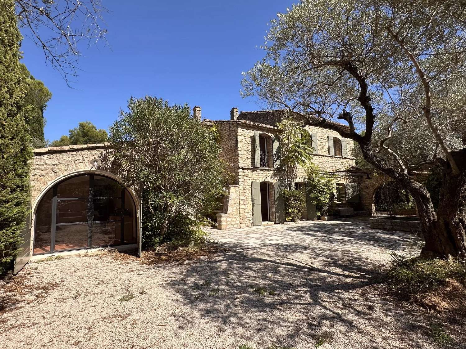 à vendre villa Saint-Rémy-de-Provence Bouches-du-Rhône 2