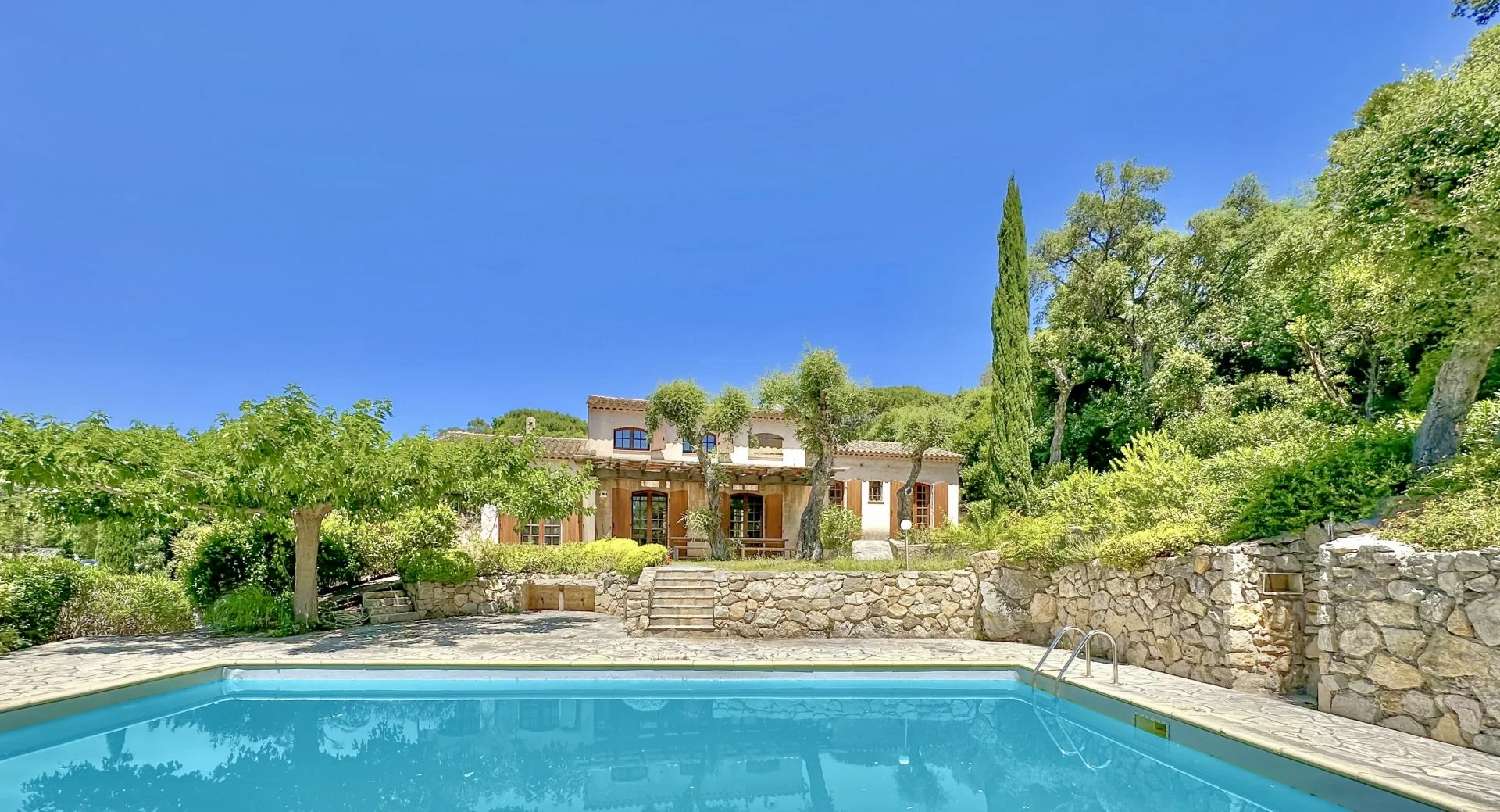  for sale villa Sainte-Maxime Var 2