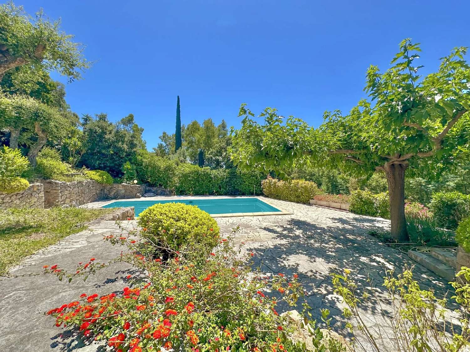  for sale villa Sainte-Maxime Var 3