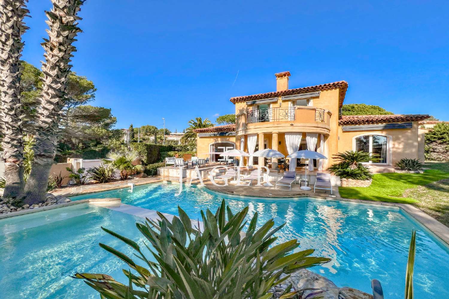  en venta villa Sainte-Maxime Var 1