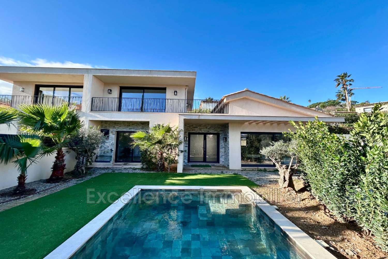  for sale villa Sainte-Maxime Var 1