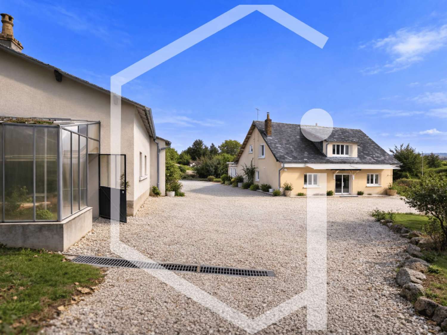  for sale villa Sancerre Cher 2