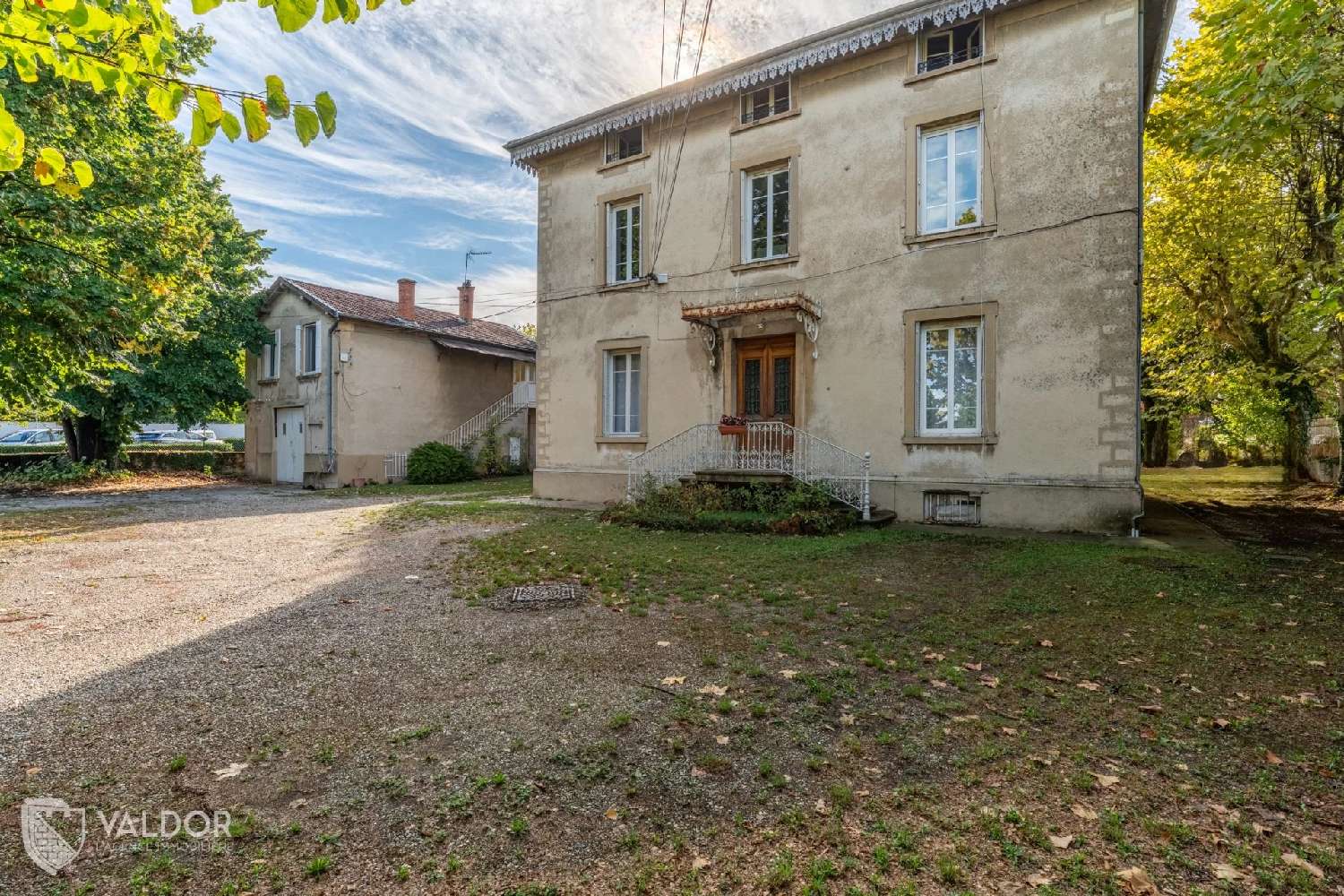 à vendre villa Sathonay-Camp Rhône 2