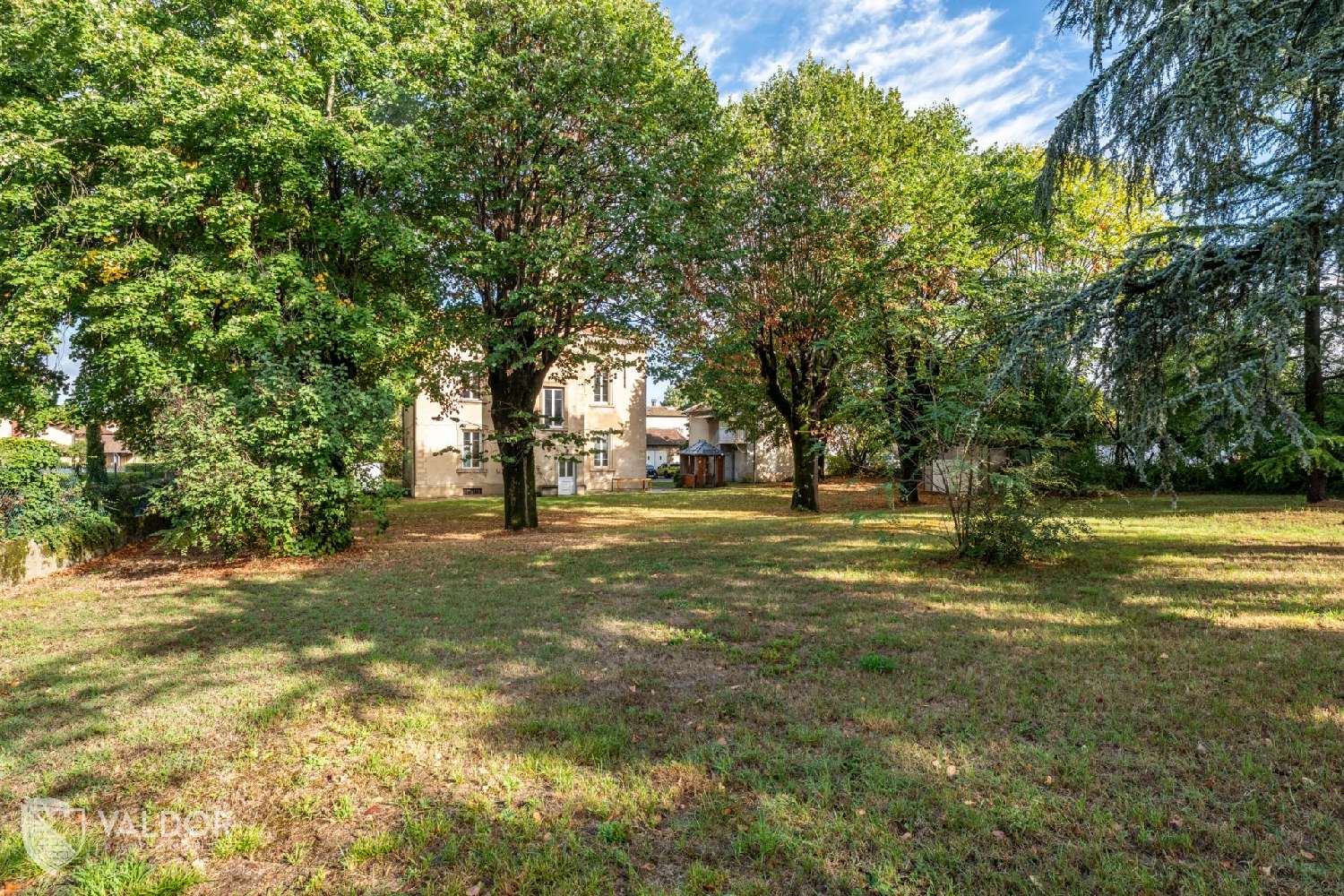 à vendre villa Sathonay-Camp Rhône 5