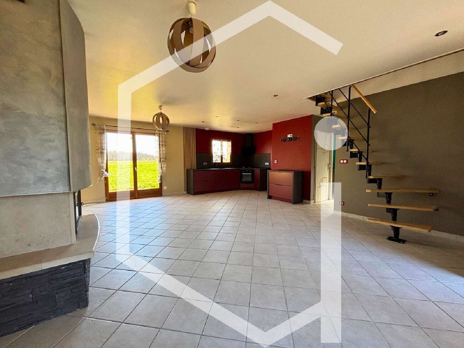  for sale villa Sury-près-Léré Cher 2