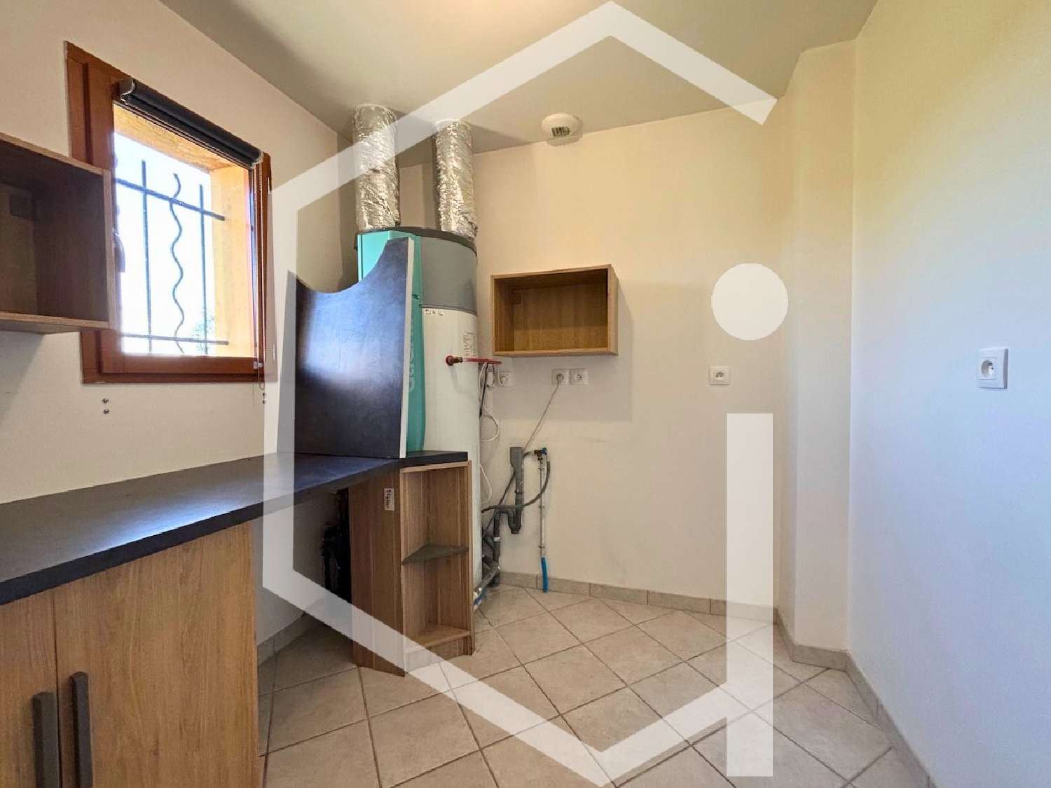  for sale villa Sury-près-Léré Cher 5