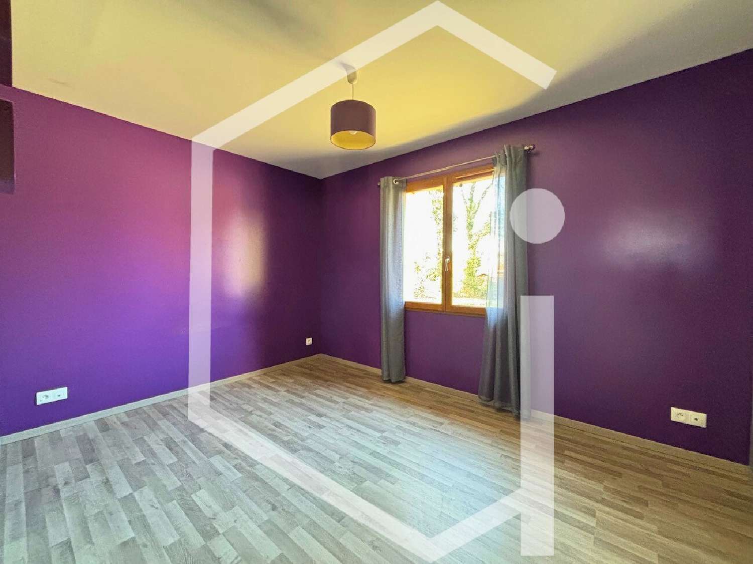  for sale villa Sury-près-Léré Cher 7