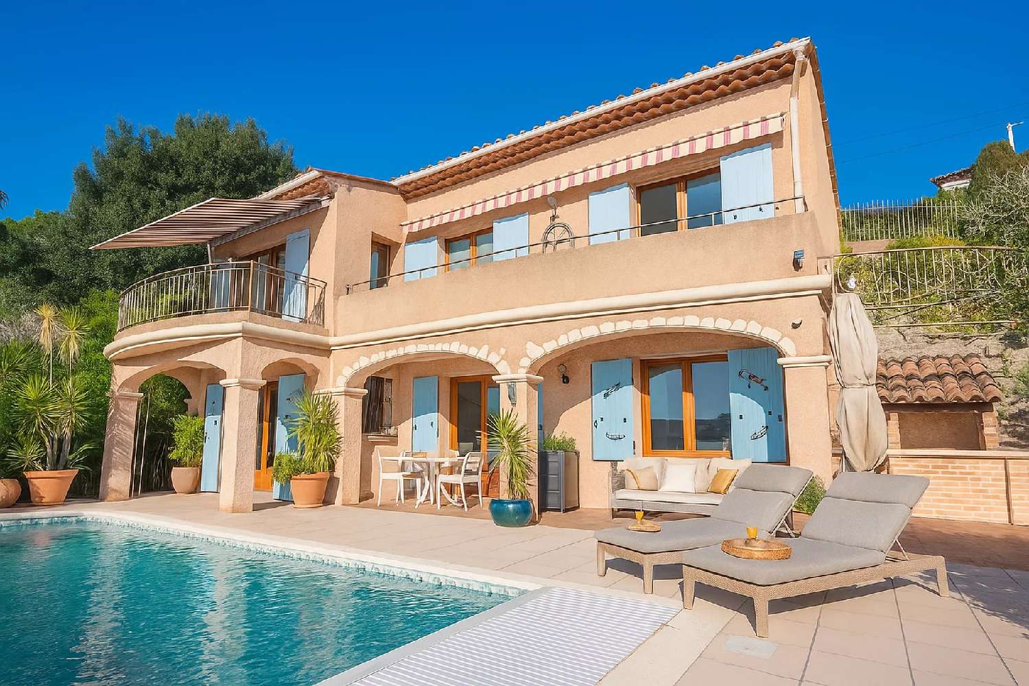  à vendre villa Théoule-sur-Mer Alpes-Maritimes 3