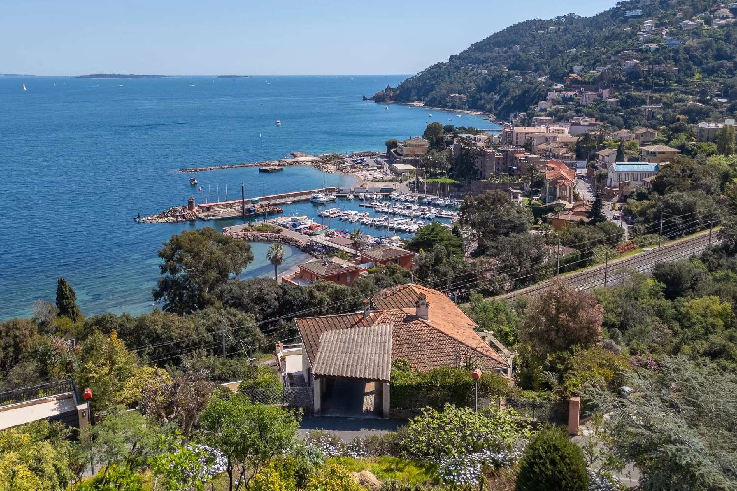 à vendre villa Théoule-sur-Mer Alpes-Maritimes 3