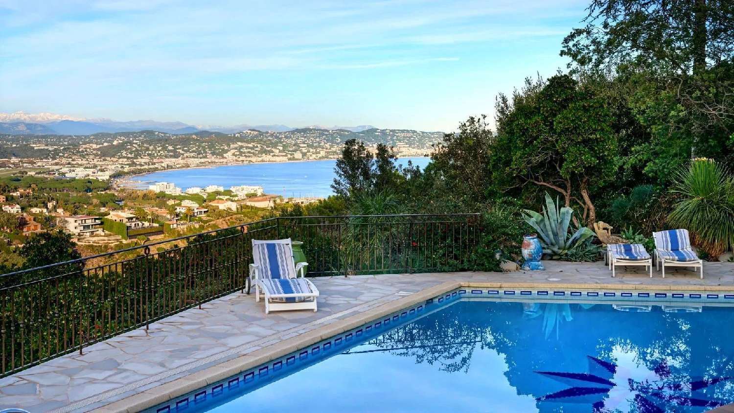 à vendre villa Théoule-sur-Mer Alpes-Maritimes 2