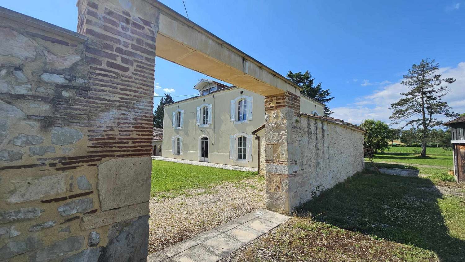  for sale villa Trentels Lot-et-Garonne 3