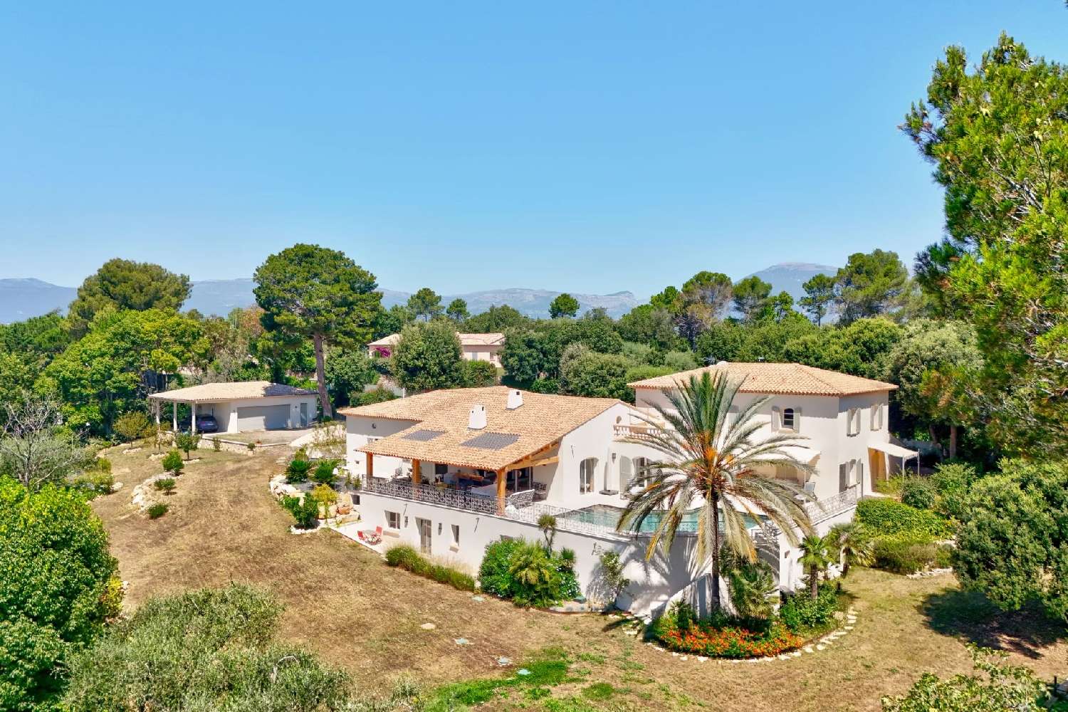  à vendre villa Valbonne Alpes-Maritimes 2