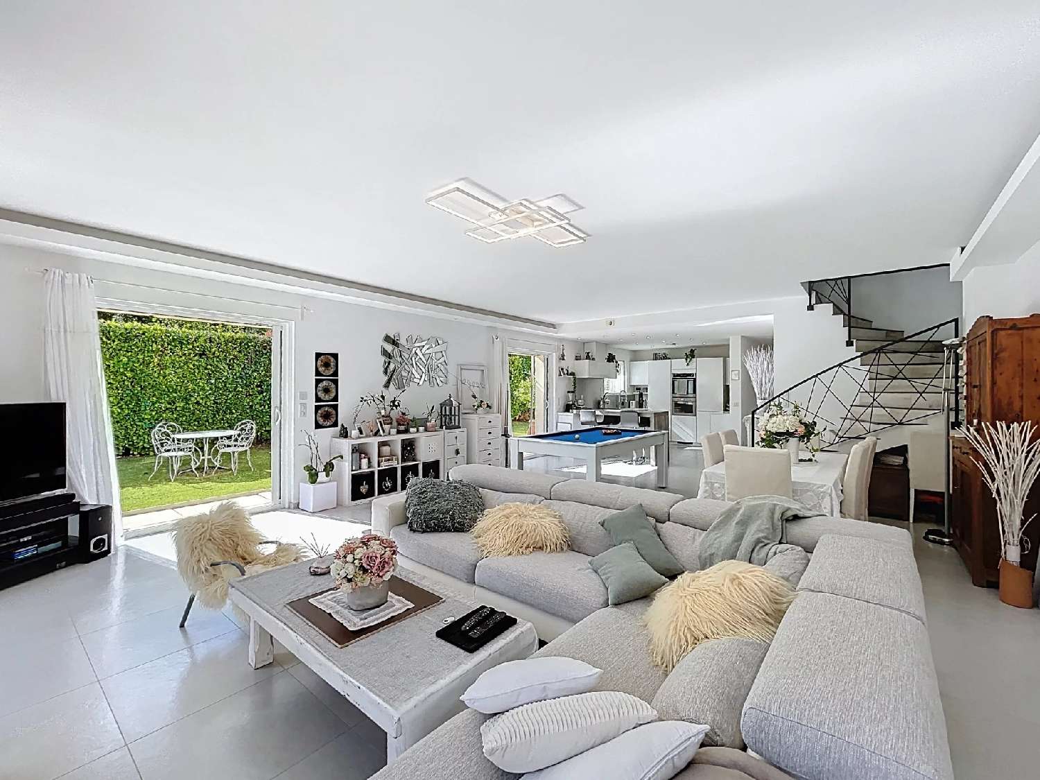  à vendre villa Valbonne Alpes-Maritimes 3