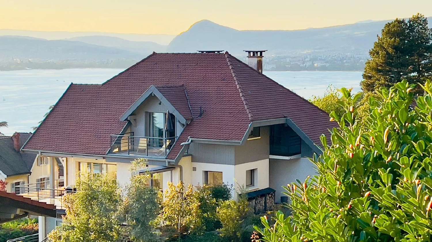en venta villa Veyrier-du-Lac Haute-Savoie 1