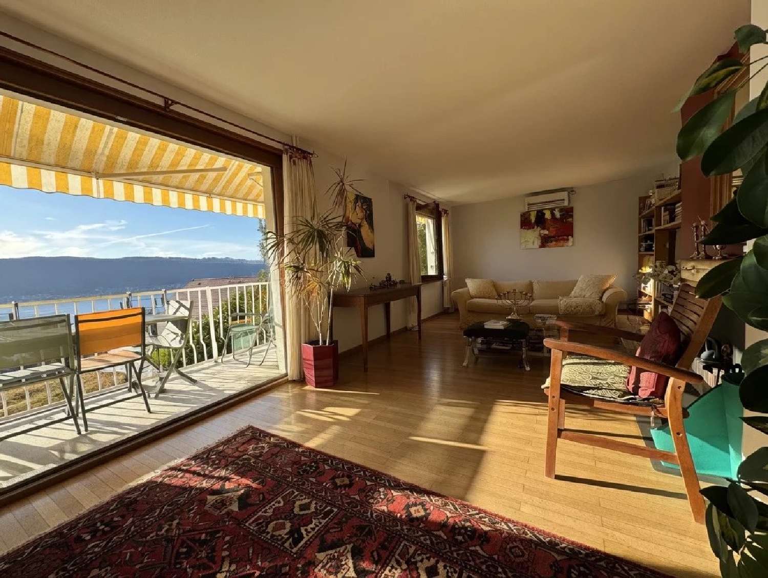  te koop villa Veyrier-du-Lac Haute-Savoie 3