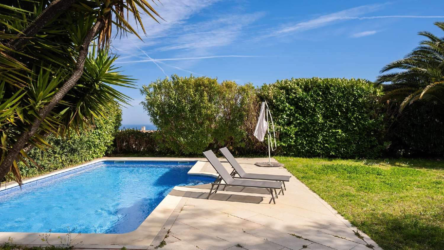  for sale villa Villeneuve-Loubet Alpes-Maritimes 2